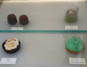 display counter at Yun Teehaus in Seoul