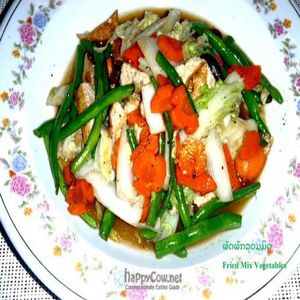 Mix Fried Vegetabales at Reunion Cafe in Vientiane