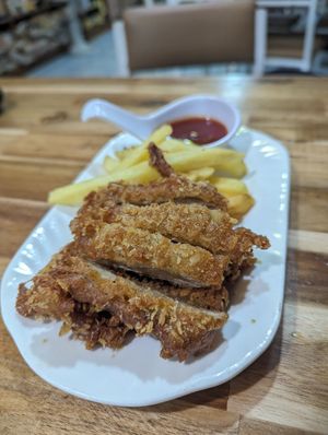  at Reunion Cafe in Vientiane