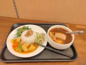 麻辣臭豆腐套餐 at Sues Kitchen in New Taipei City