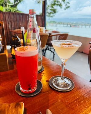 Mai Thai and Margarita at Foxtrot Bistro in Koh Samui