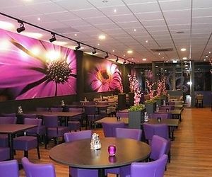 Inside at Restaurant De Nieuwe Es in Woudrichem