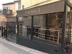 Exterior (closed when we passed)  at Koh Pétrie in Saint-tropez