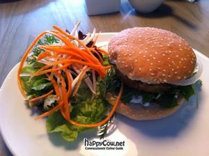 Gruenkernburger at Kopps in Berlin