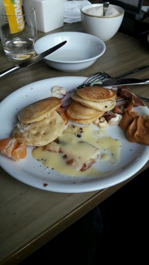 mini pancakes at Kopps in Berlin