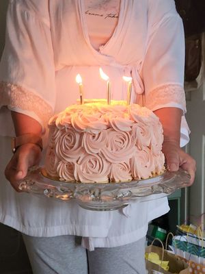 Vanilla Bean Cake with Raspberry Puree at ThimbleCakes in Ottawa