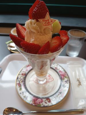 Strawberry parfait at Vegan Fruits Cafe Tamaru in Hiroshima