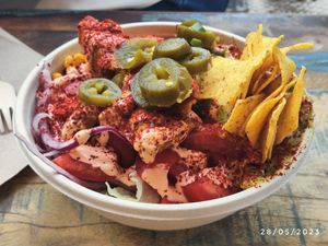 Vegan volcano bowl at Surfside Poké in Maastricht
