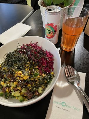 Lovely kombucha  at Poké Perfect in Hilversum
