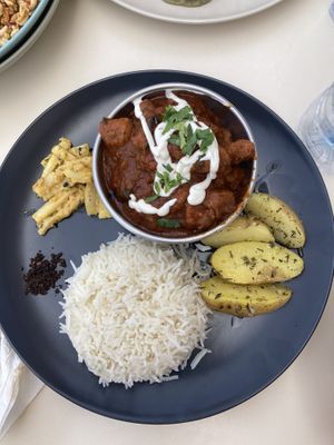 Butter tofu   at Mani's in Faro