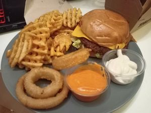 OAB waffle fries onion rings vegan mayo vegan Sriracha at A Burgers in Brussels