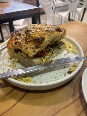 Tofu and pesto focaccia with coconut bacon   at Canttú in Huaraz
