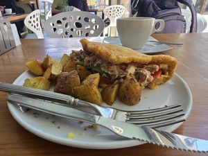  at Canttú in Huaraz