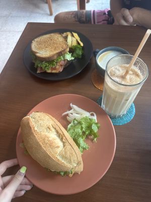   at Hipatia Café in Guadalajara