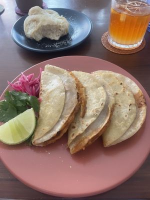   at Hipatia Café in Guadalajara