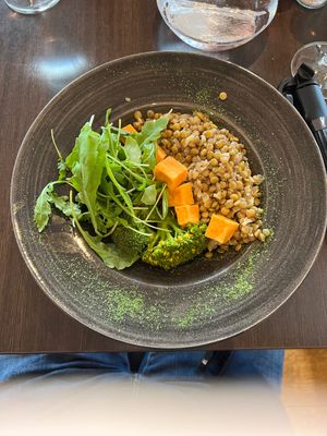   at B&S Restaurant in Bloenduos