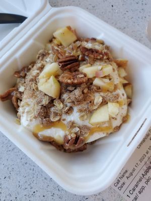  at Cinnaholic in Des Moines