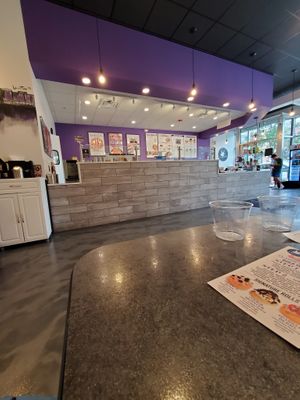  at Cinnaholic in Des Moines