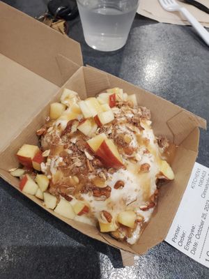  at Cinnaholic in Des Moines