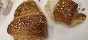Vegan croissant with orange and carrot at Pasticceria Regina in Como