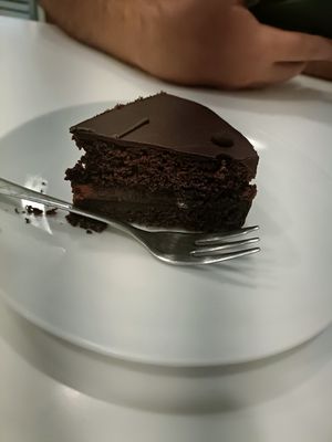 Chocolate and orange jam cake at Pasticceria Regina in Como