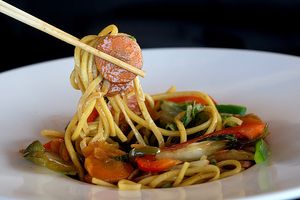 yakisoba noodles with sautéed vegetables, broccoli, onion, peppers, chard and sauce oriental with sesame oil. at Praana Pousada e Restaurante in Nisia Floresta