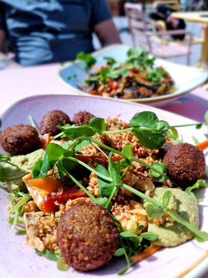 Falafel salad at Urban Café in Beernem