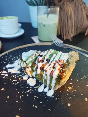 Tofu & spinach quiche at PlantEat /it/ in Constanta