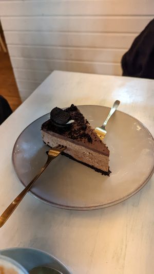 Oreo cheesecake at Easy Peasy in Berlin