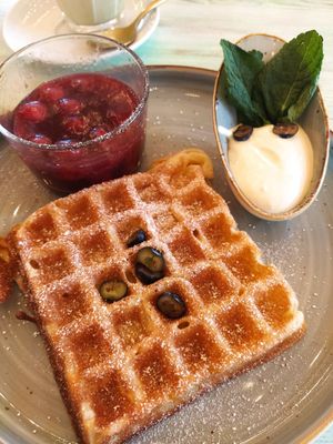  at Easy Peasy in Berlin