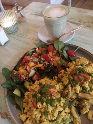  at Easy Peasy in Berlin