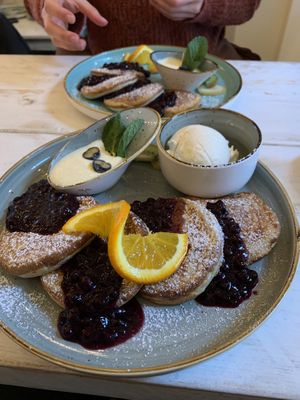   at Easy Peasy in Berlin