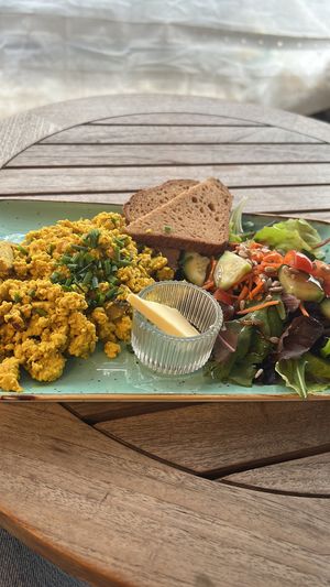 Scrambled tofu with GF sourdough  at Easy Peasy in Berlin