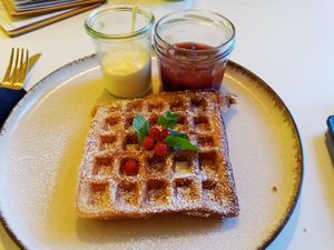  at Easy Peasy in Berlin