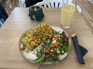 Easy Peasy - 7.5/10  at Easy Peasy in Berlin