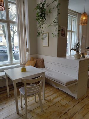 Schön hell und gemütlich ☀️ at Easy Peasy in Berlin