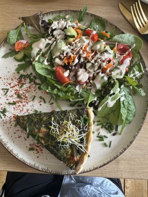 Spinach quiche  at Easy Peasy in Berlin