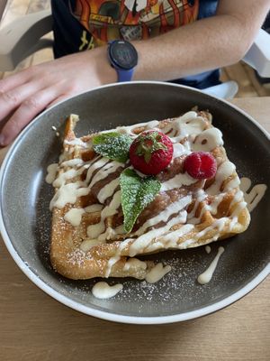 waffle  at Easy Peasy in Berlin