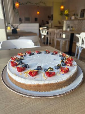  at Easy Peasy in Berlin