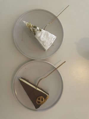 Sahnetorte mit Mandarinen & Pistazien und Bretzel-Käsekuchen   at Easy Peasy in Berlin