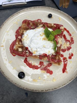 Dessert waffle was yummy!  at Easy Peasy in Berlin