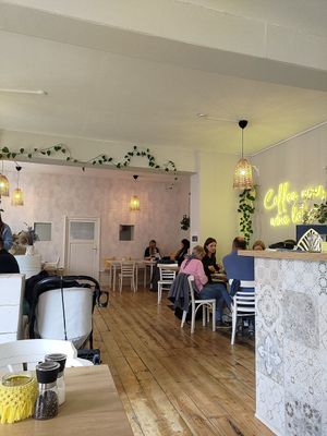  at Easy Peasy in Berlin