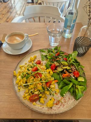  at Easy Peasy in Berlin