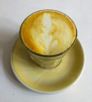 Goldene Milch at Easy Peasy in Berlin