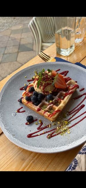 The waffle cream was delicious   at Easy Peasy in Berlin