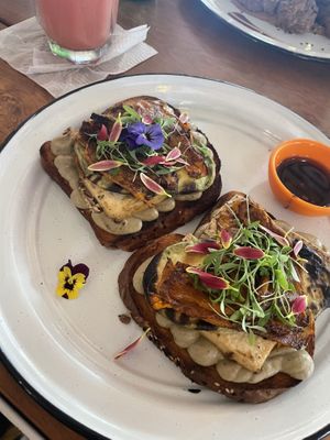 Para Franc   at To Be in Playa Del Carmen