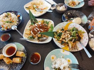 Vegetable fried rice (no egg), homestyle tofu (mostly eaten!), crispy tofu bao buns, salt and pepper tofu, spring rolls, wok charred cashew broccoli at Rise 88 Asian Fusion Food in Ulverstone