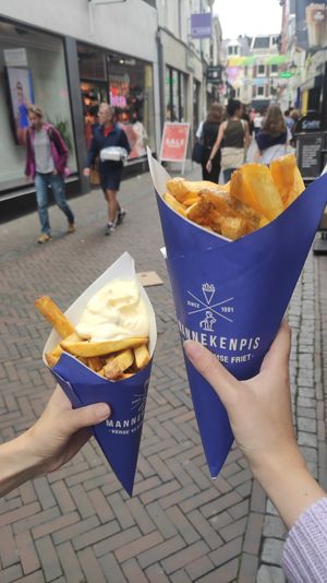 Erg lekkere patat! at Manneken Pis in Utrecht