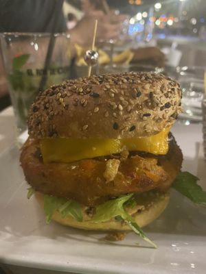 Une belle option le burguer vegan 💚  at Le Sunset-Nice in Nice
