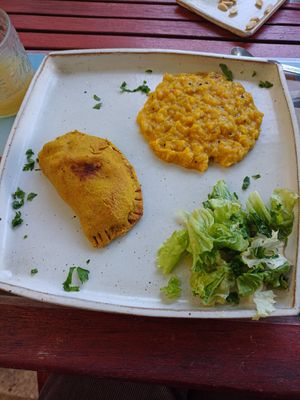 Sweet potato samosa main at Maha Prana in Dolus-doleron